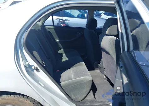 2005 Toyota Corolla S z USA, uszkodzony, nr VIN 1NXBR32E35Z493967